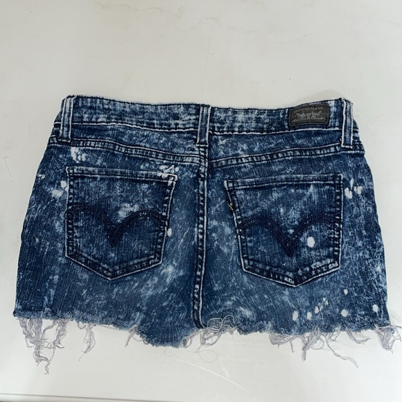 Levi’s denim shorts size 9 - Picture 2 of 4